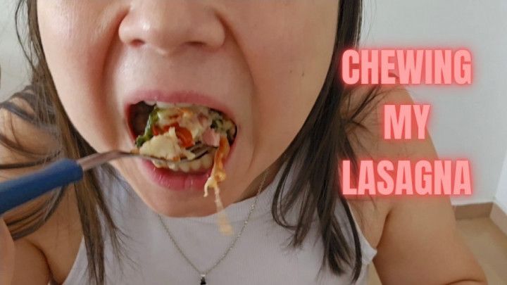 Eating my lasagna chewing asmr