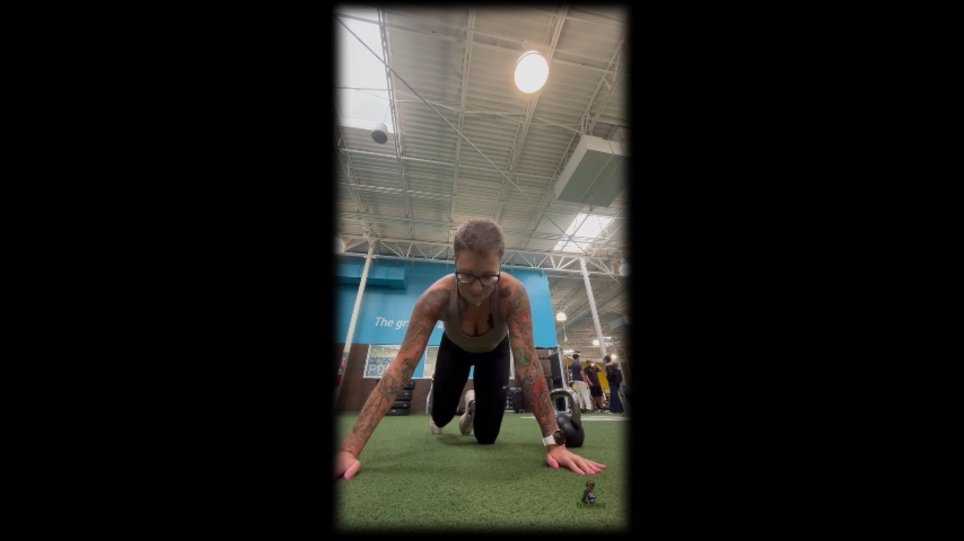 20 minute HIIT workout with LolaMaverick