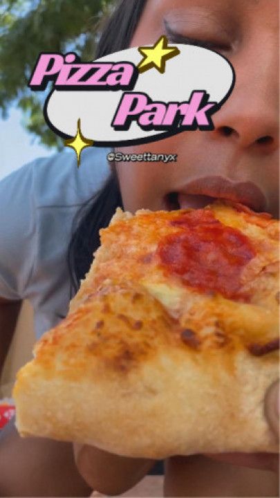 Picnic Stuffing - Sweettanyx Devouring pizza in public