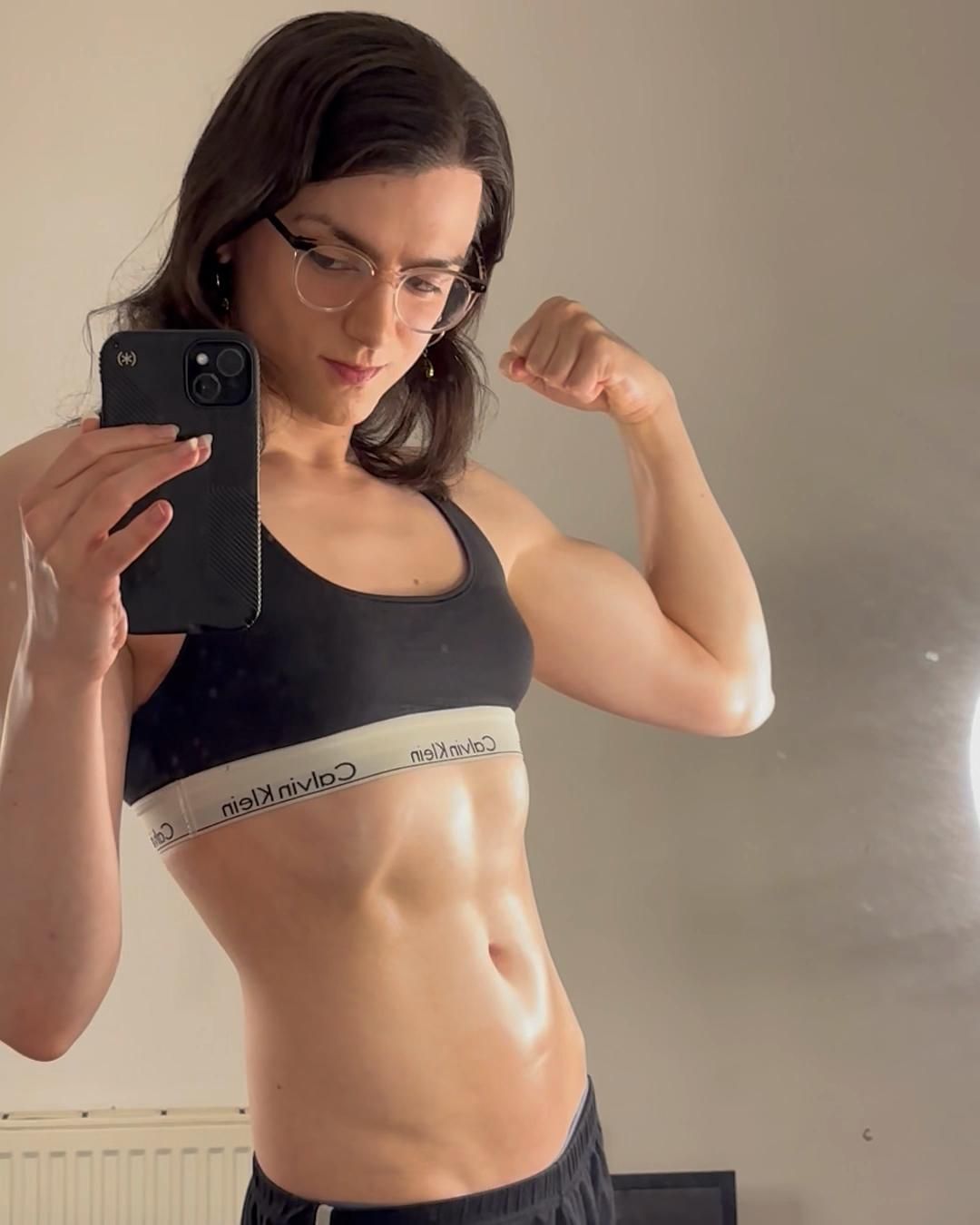 Stat grinding for that sweet muscle step-mommy achievement