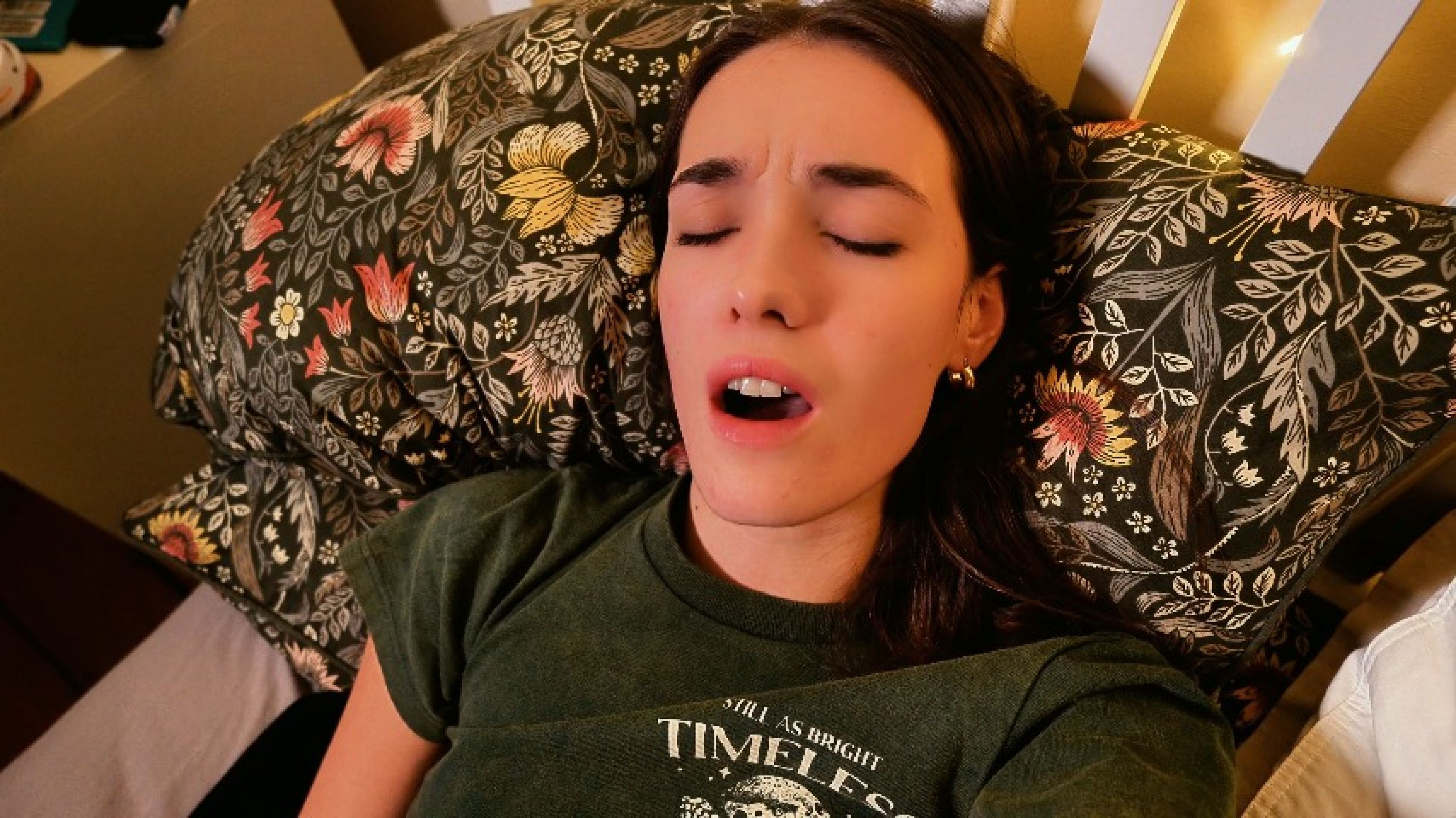 BEUATIFUL AGONY WHILE GETTING EATEN OUT AND PLAYED WITH