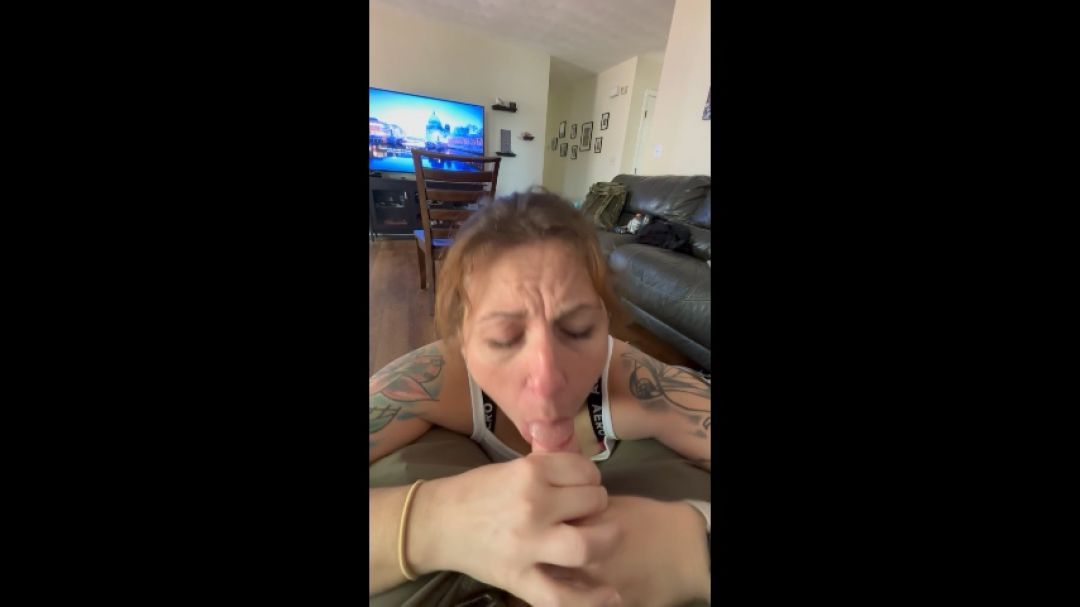 Cumshot on my big titties