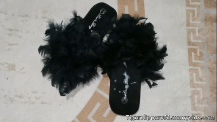 Feather Slippers Fuck &amp; Cum