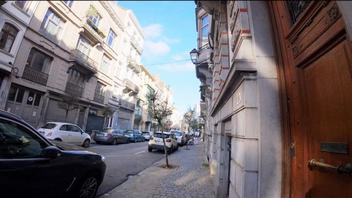 Walkin through the streets 2 meet my partner 4 a video shoot