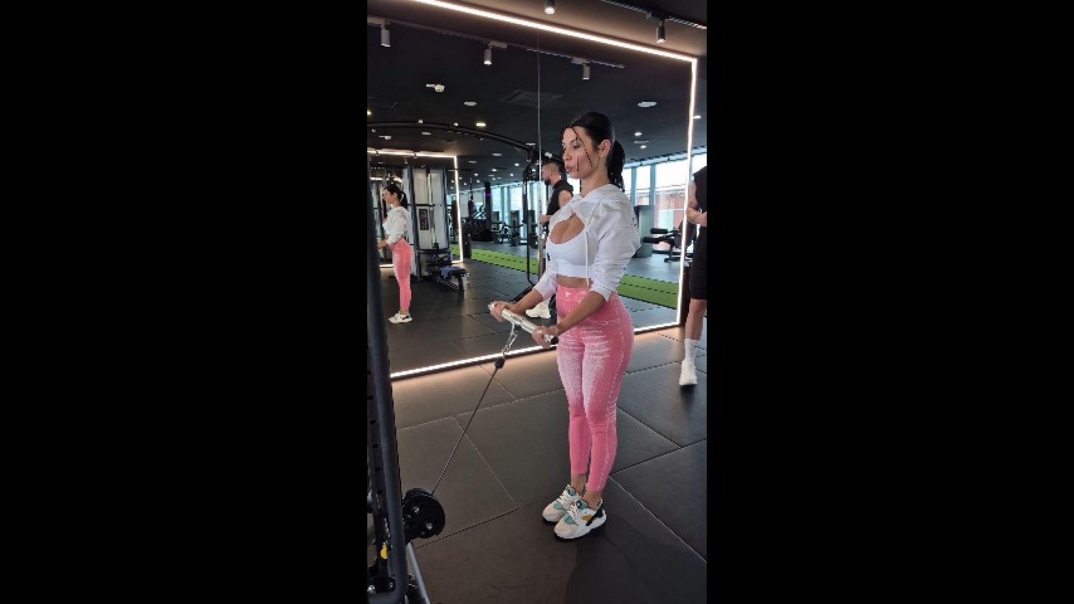 Girl Next Door Goes to the Gym