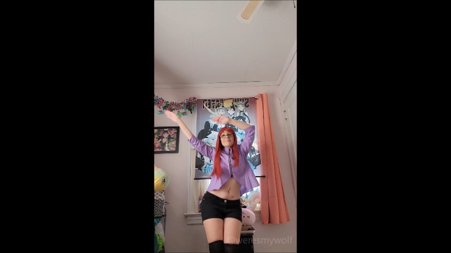 Karin from Naruto Shippuden doing the Bacchikoi Dance