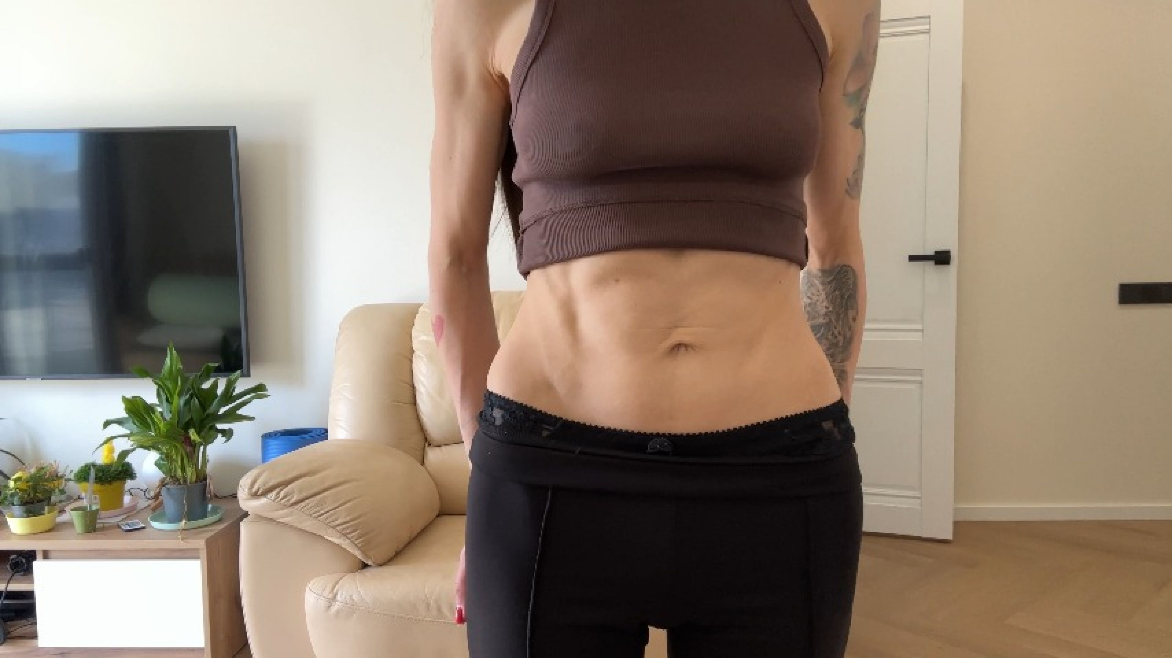 abs tease/belly play