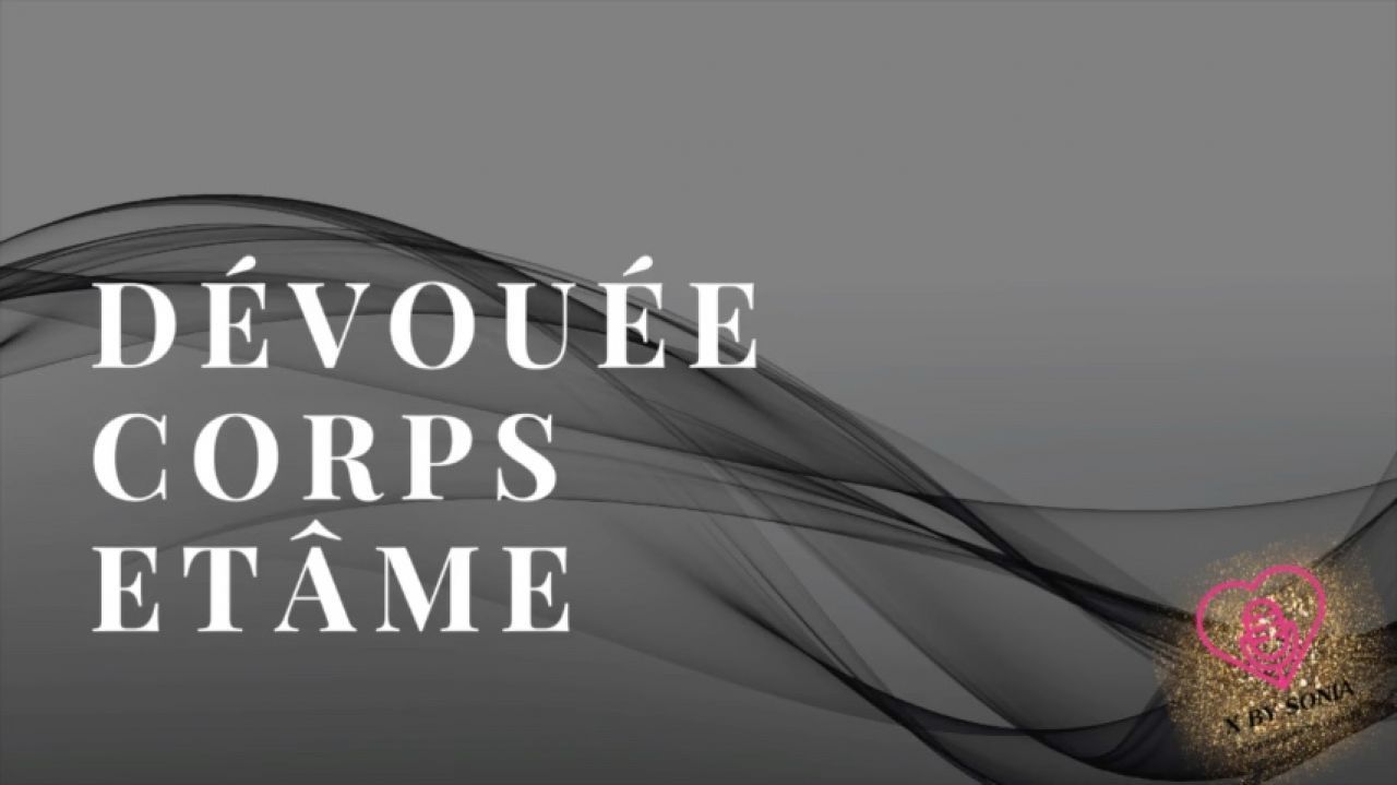 JOURNAL D UNE SOUMISE DEVOUEE CORPS ET AME