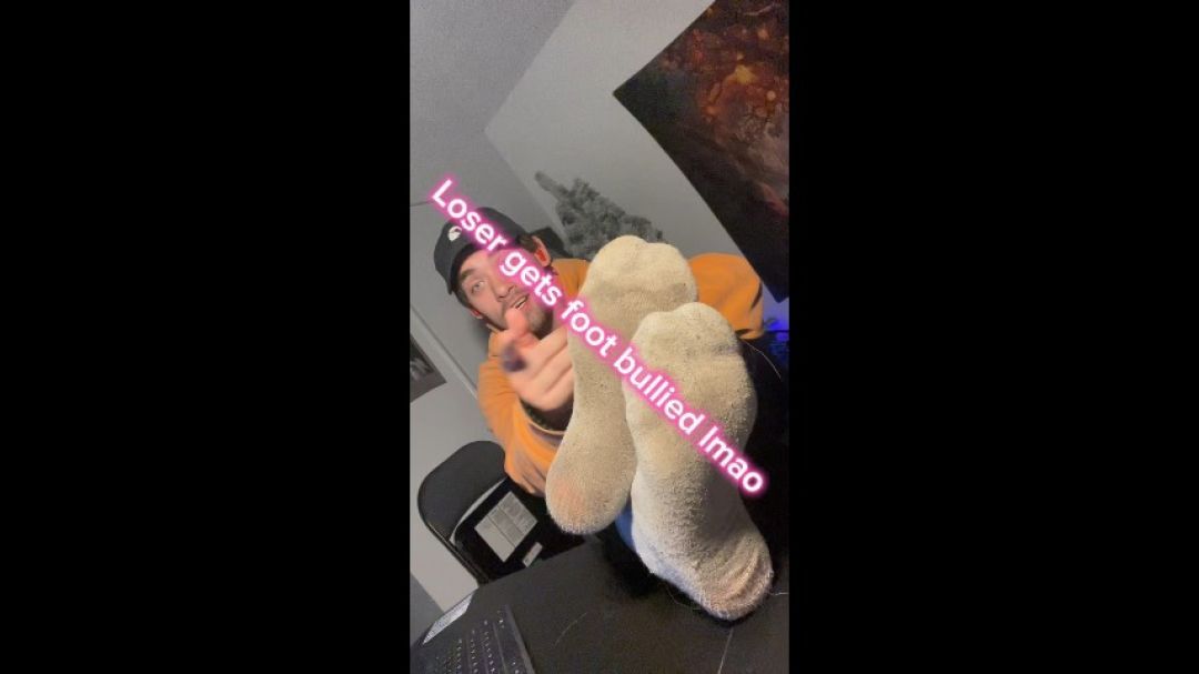 FOOT LOSER GETS WRECKED VERBALLY