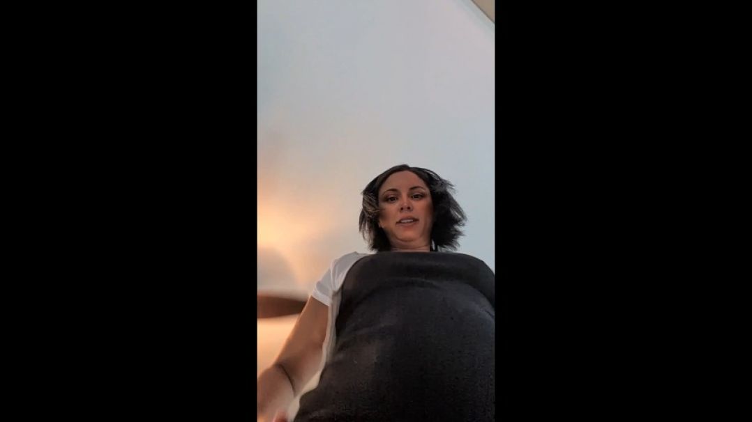 MILF Giantess Disobedient Tiny Vore POV
