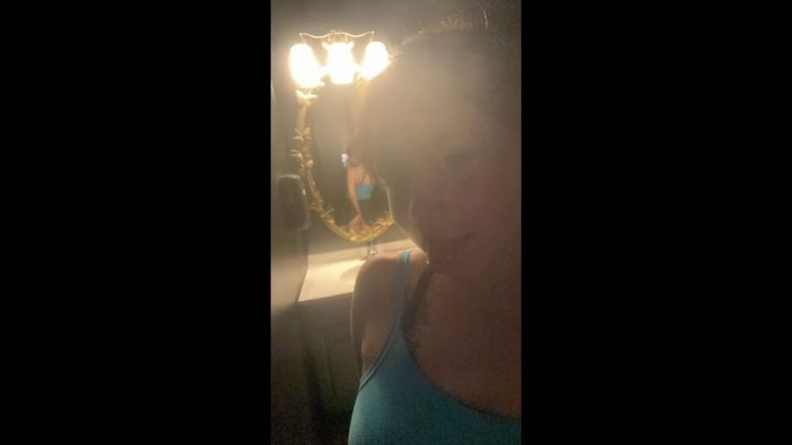 Date Day!!! Darlin and Daniel try a fried California roll