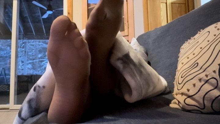 Couch pantyhose