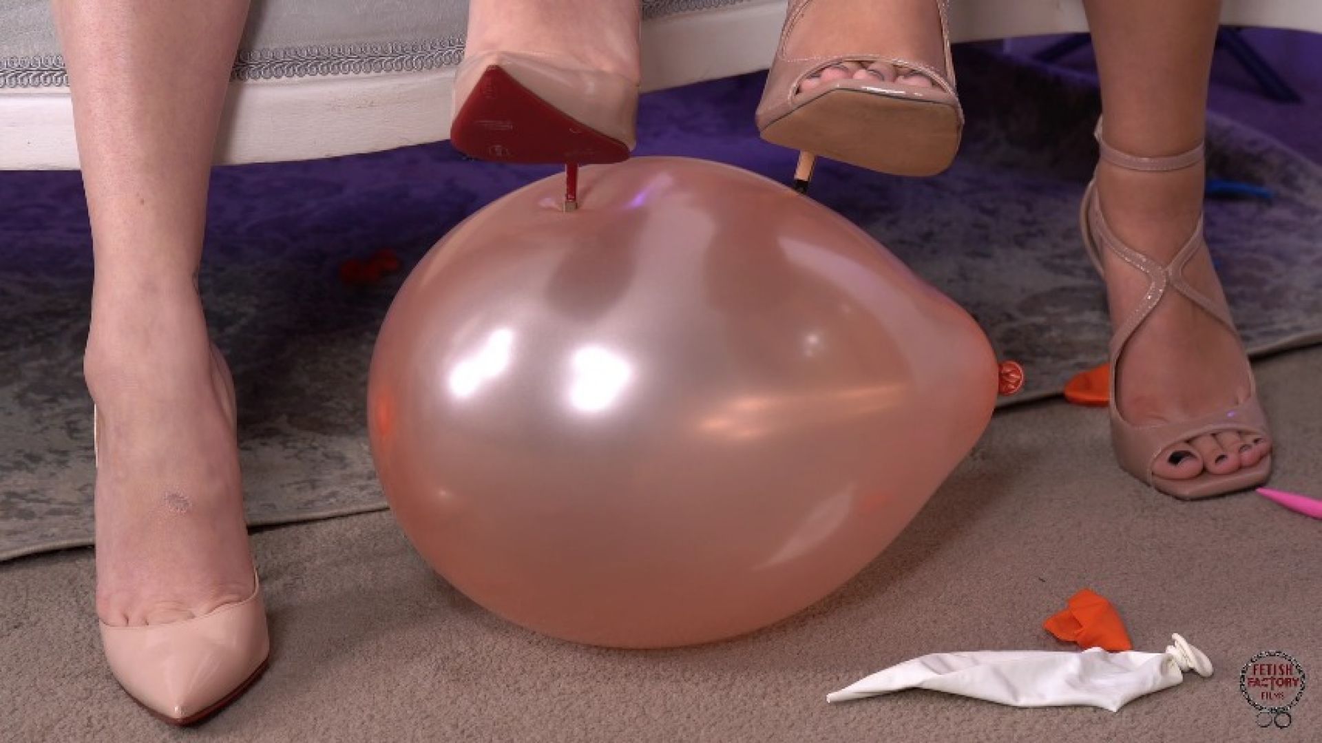 GirlGirl Balloon popping