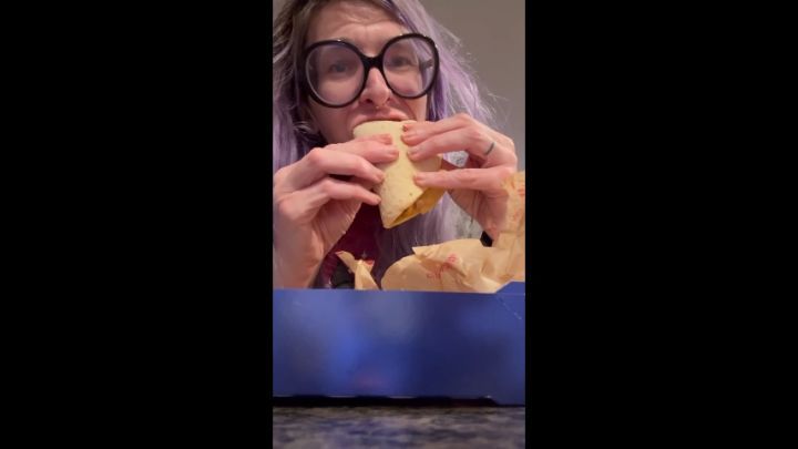 6ft7in Tall Goddess Eating n Burping