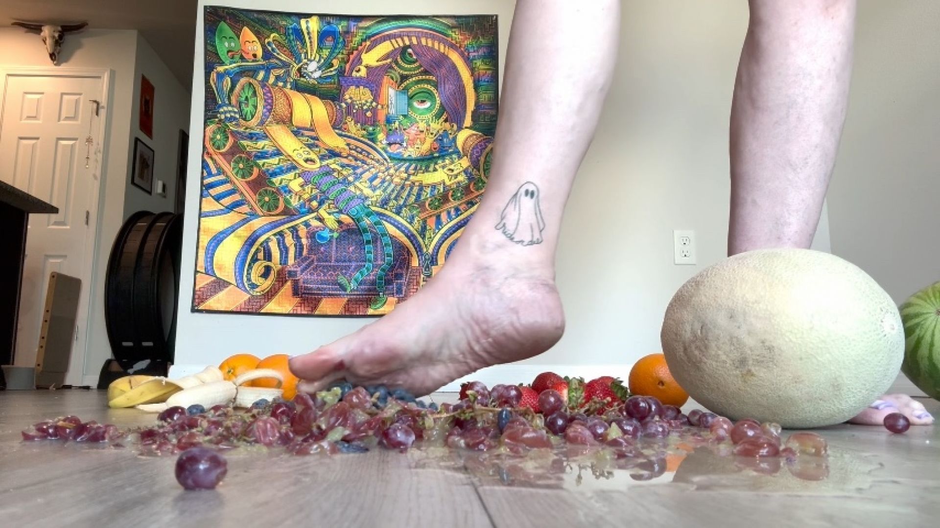 Size 16 Foot Crush with Fruit