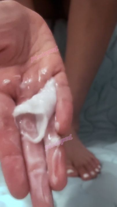 Moisturized Soles, Tight Socks - My Morning Routine