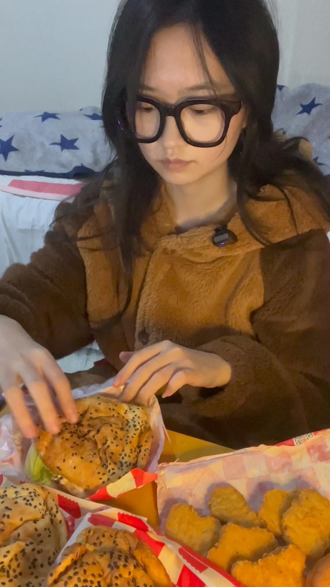 Eat Tustin Chinese Burger. I want to chat with you