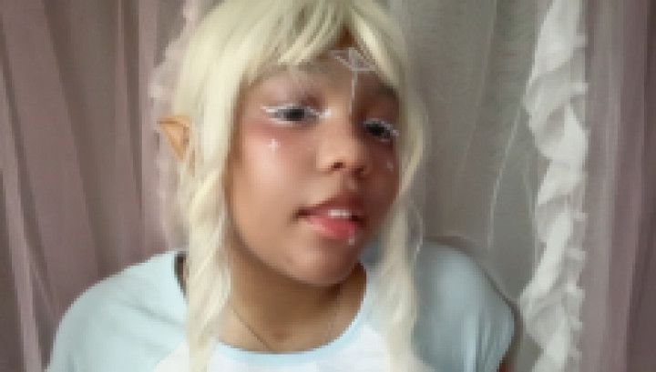 Elf Girl Likes To Drool