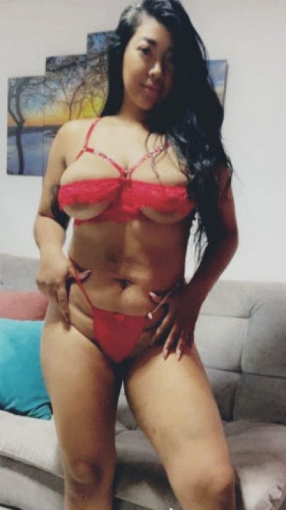 Jasmin got my gift and she wants to show me