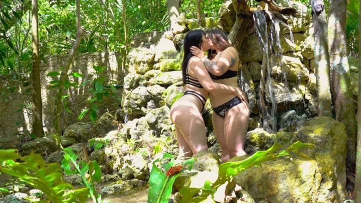 Lesbian Waterfall Makeout w Emily Lynne