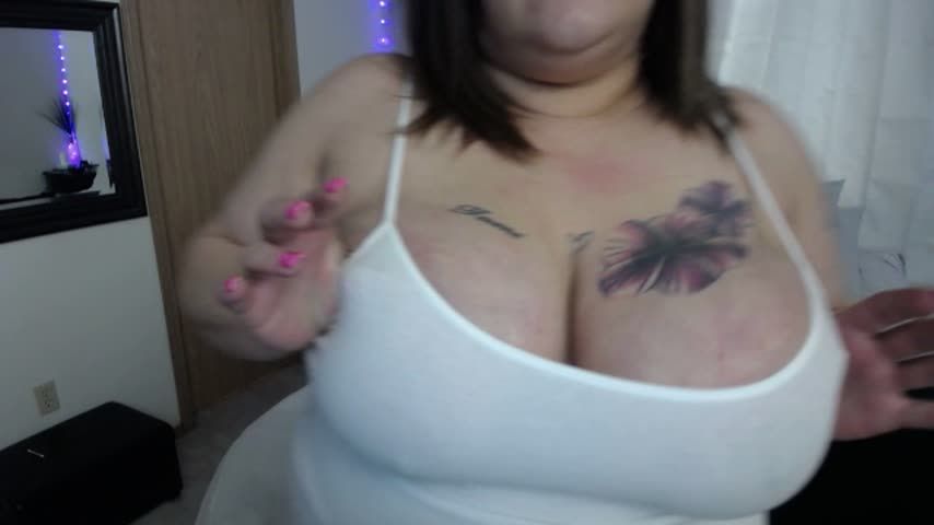 BBW all tittays and cum please