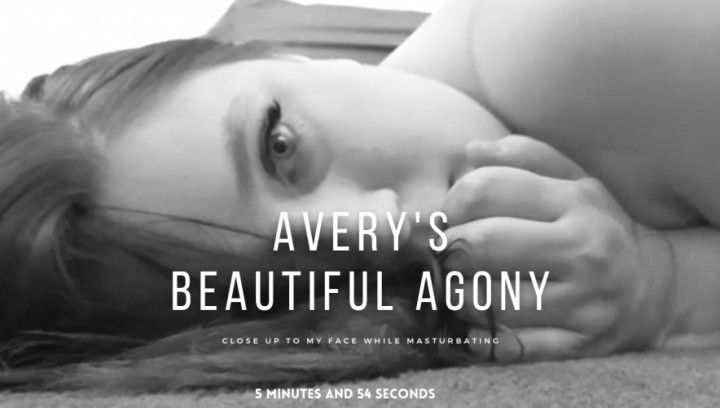 Beautiful Agony Curvy BBW Masturbates