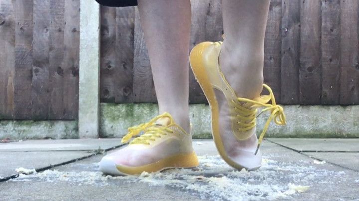 Arikajira Sneakers Crush Fetish Apples