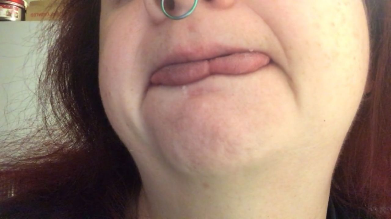 Arikajira Is Naturally Tongue Tied Fetish Mouth Teeth Lips