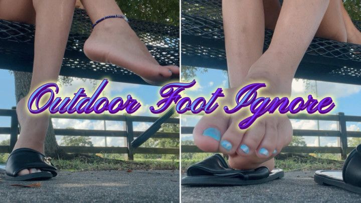 Outdoor Foot Ignore- Ebony Femdom Goddess Rosie Reed