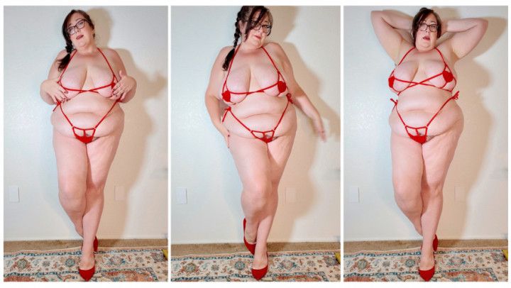 BBW Milf Takes Off Tiny Outfit