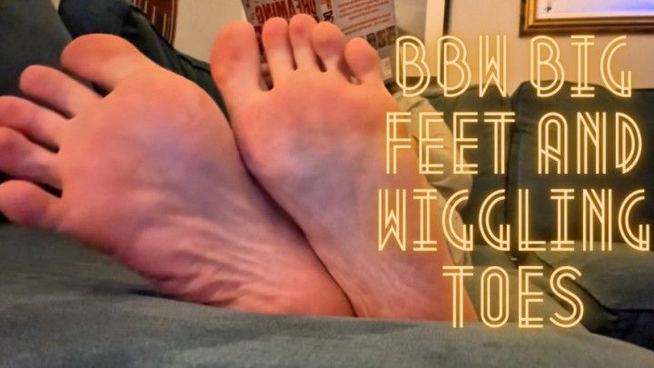BBW Big Feet and Wiggling Toes 4K