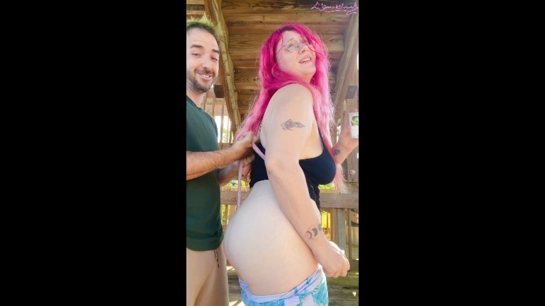 Pokéwedgie Destined Rivals in Shorts