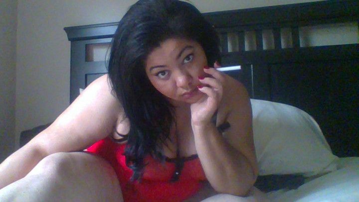 Morning Smoke With Pussy Play