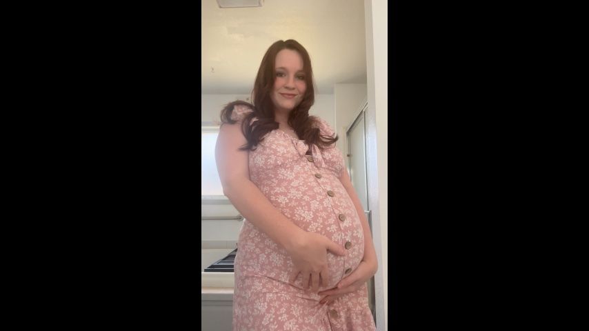 Pregnant Mama Dance