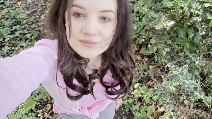 Grey skirt purple panties in the suburbs peeing