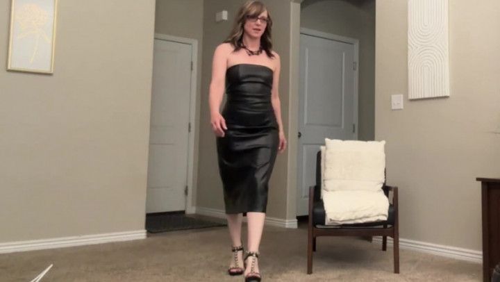 Cum Slut in Leather: Dick Sucking Delight