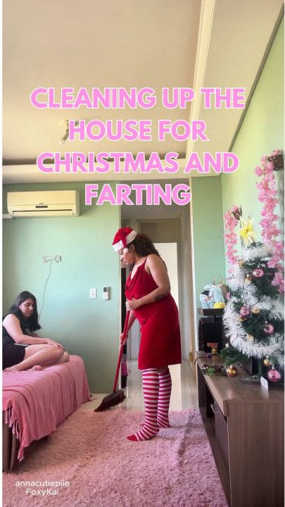 Christmas Cleaning Gassy Girl Farts in front of Glrlfriend