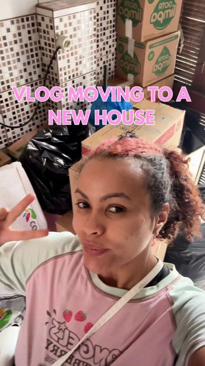 Vlog Moving To a New House Unpacking Accidental Farts