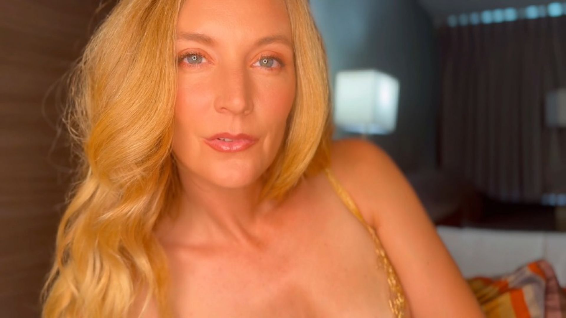 Dinner Date Discipline: A Brat's Reward