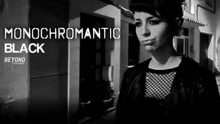 MonoChromaNtic Black