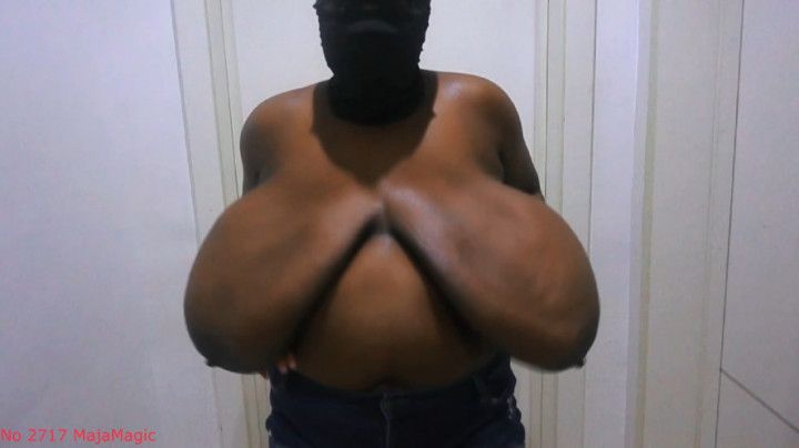 Big Boobs Bouncing in Slow Motion with Busty Stephanie