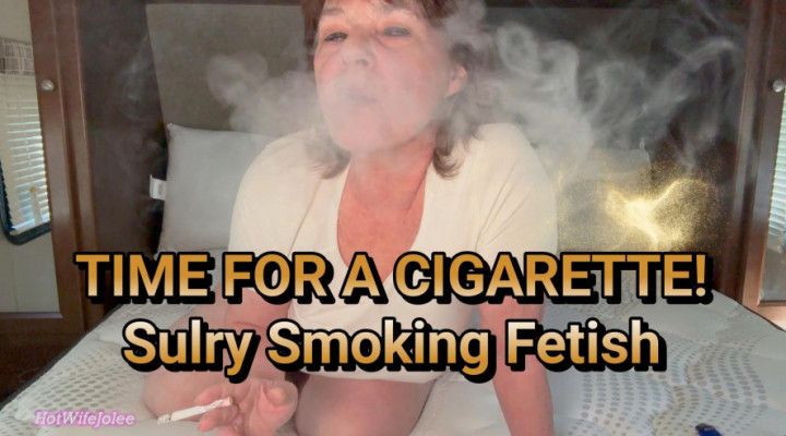 Time for A Cigarette Sultry Milf Smoking