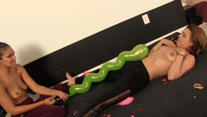 Maria Jade & Honey Dew Balloon Popping