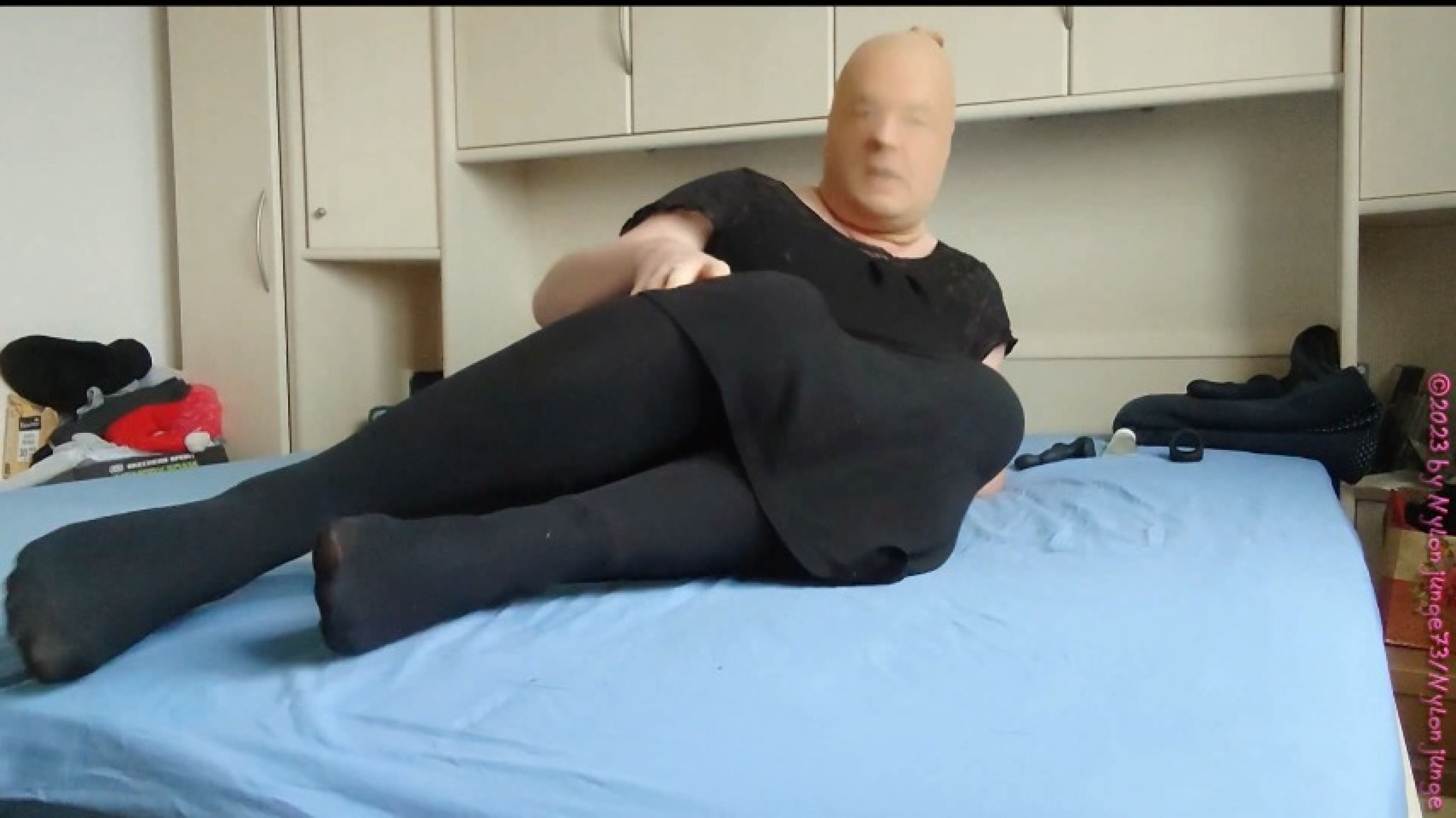 Horny Carmen Nylonjunge 1 ** Solo Anal