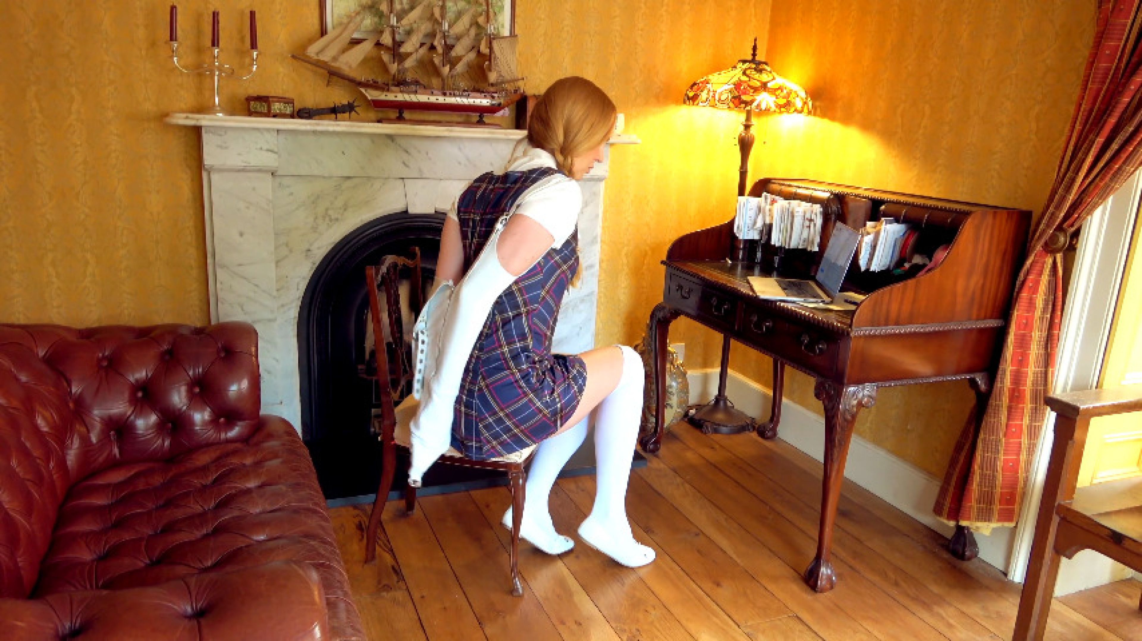 Schoolgirl in Leather Arm-Binder