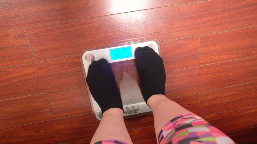 Alexxxis &amp; Crystal Weigh and Measure