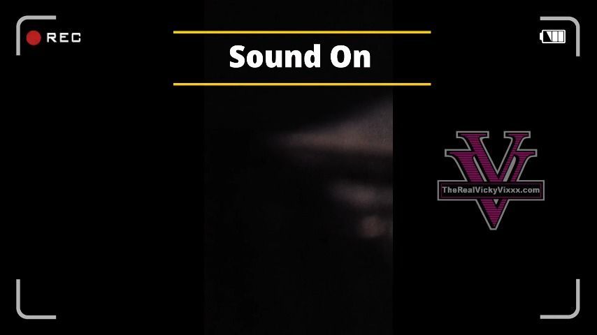 Vickys loud stomach growling- AUDIO ONLY