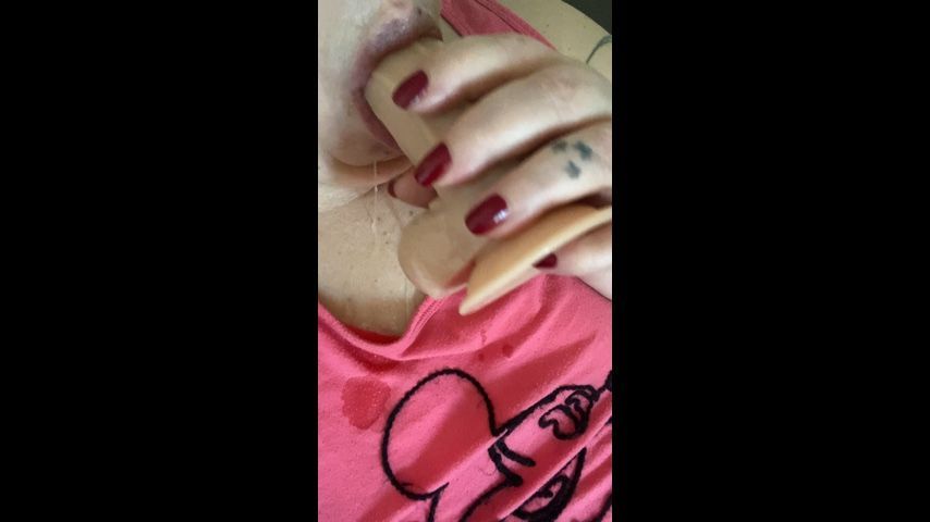 AriesBBW drools on the cock