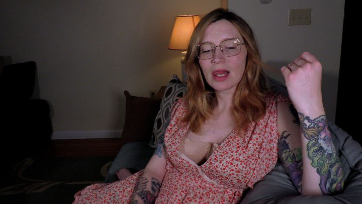 step-Mom Helps You Win 4K