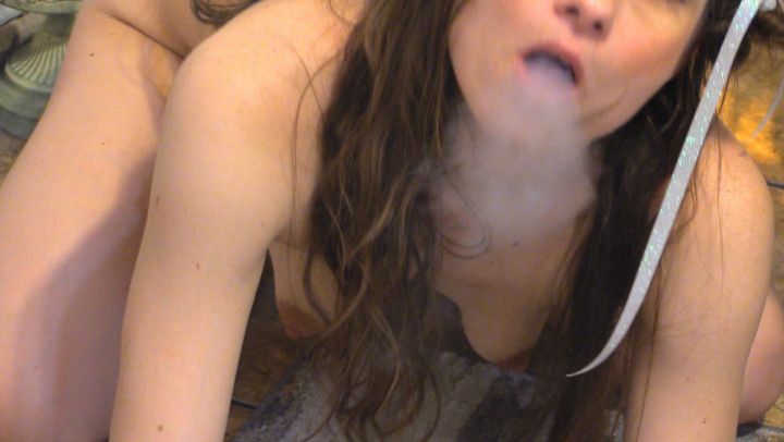 Clove Cigar Pussy Play